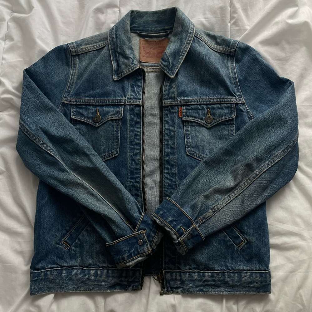 Orange tab Levi’s denim jacket